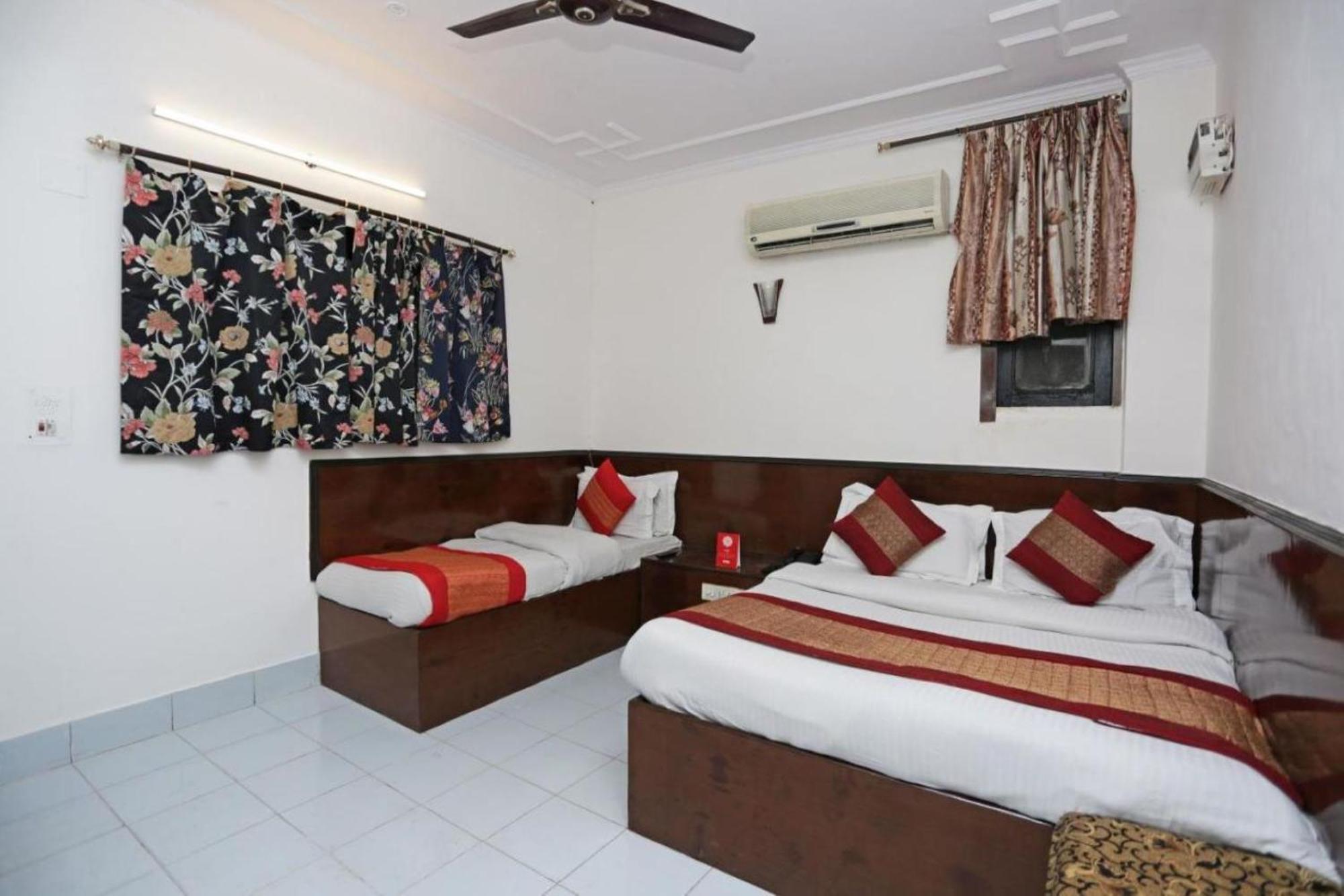 Hotel Perfect Spot- Main Bazar - Walking Metro Station New Delhi Eksteriør bilde