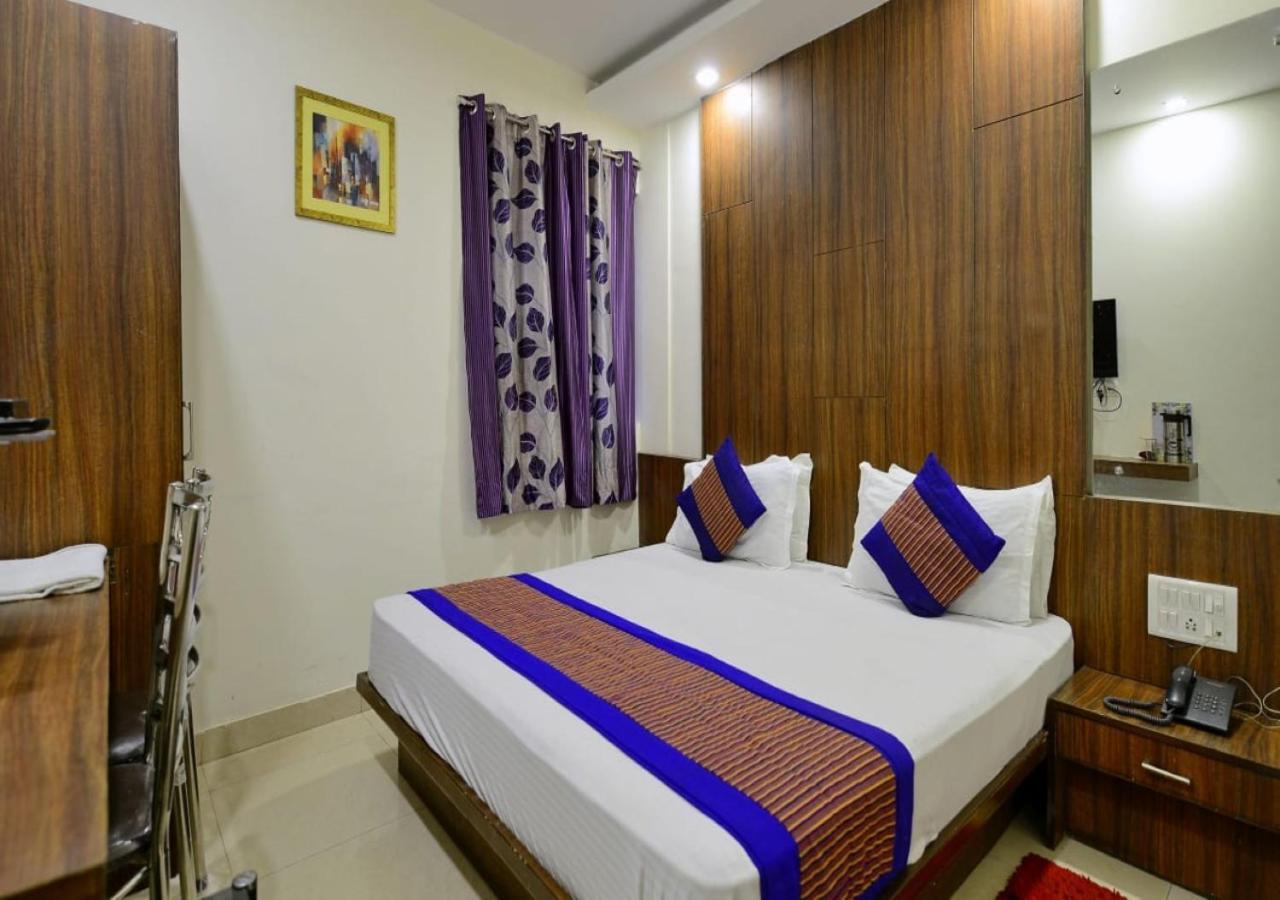 Hotel Perfect Spot- Main Bazar - Walking Metro Station New Delhi Eksteriør bilde