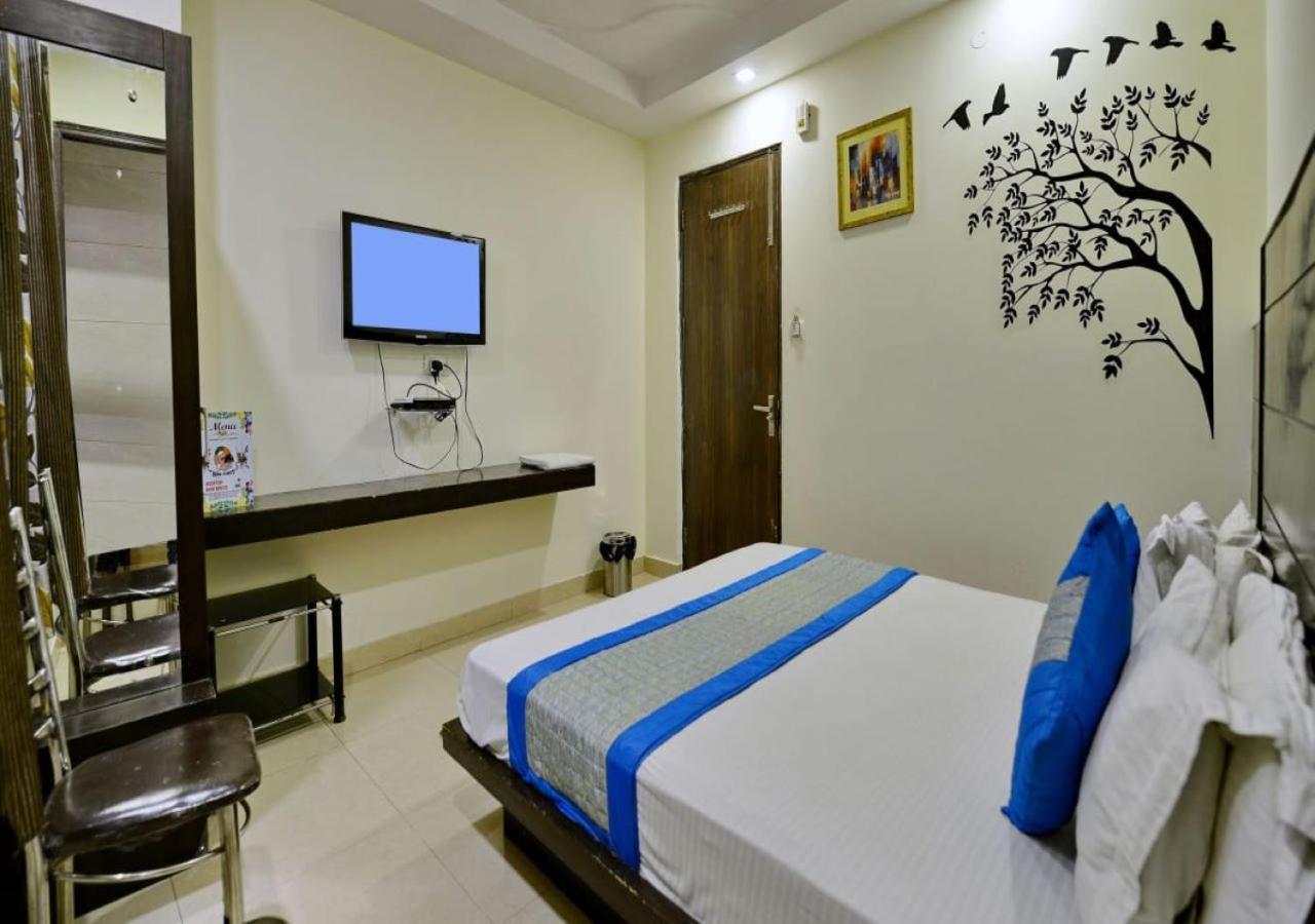 Hotel Perfect Spot- Main Bazar - Walking Metro Station New Delhi Eksteriør bilde