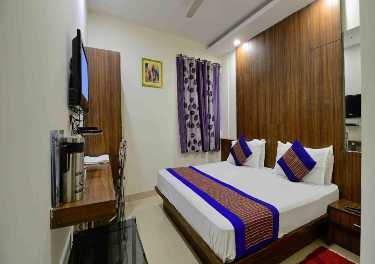 Hotel Perfect Spot- Main Bazar - Walking Metro Station New Delhi Eksteriør bilde